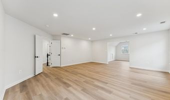 20385 MEDALIST Dr, Ashburn, VA 20147