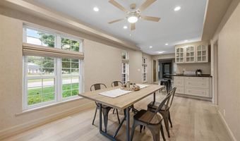 1108 E 3rd St, Anamosa, IA 52205