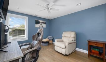 26 Leawood Dr, Cranston, RI 02920