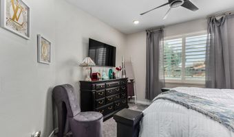 250 W QUEEN CREEK Rd 145, Chandler, AZ 85248
