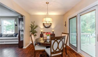 25 Venturi Grn A, North Providence, RI 02904