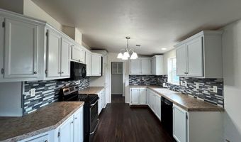 2401 Covey Ln, Alpine, TX 79830