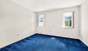 168 Springhouse Rd, Allentown, PA 18104