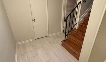 5107 CLIFFHAVEN Dr, Annandale, VA 22003