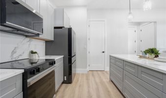 5719 PENINSULAR Dr, Belle Isle, FL 32809