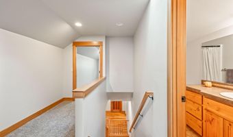 1562 NW Lepage Pl, Bend, OR 97703