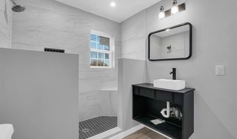 1125 Maple St, Altus, OK 73521