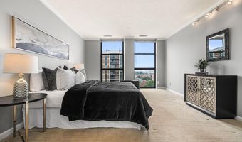 1016 WAYNE St 1007, Arlington, VA 22204