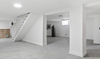 100 Putnam St, Bridgeport, CT 06608