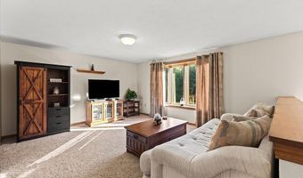 20 Stanley Ave, Berkley, MA 02779