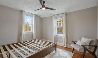 1943 N CLEVELAND St, Arlington, VA 22201