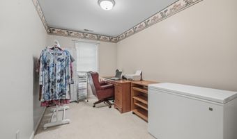 1414 Duesenberg Dr, Auburn, IN 46706
