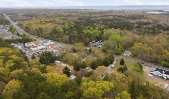 439 N Main St, Barnegat, NJ 08005