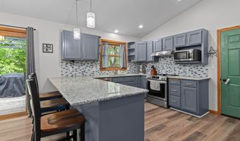 1433 W ROSELAWN Dr, Appleton, WI 54914
