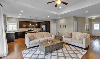 72 Dockside Pkwy, Amherst, NY 14051