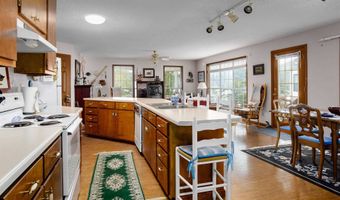 9740 Sergeant Holden Ln, Athens, AL 35614