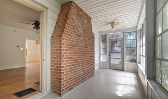 19 ELM Ter, Dover, DE 19901