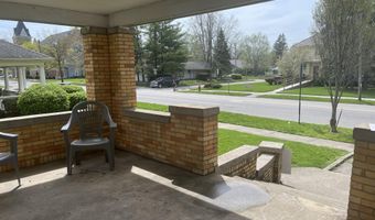406 N Main St, Ada, OH 45810