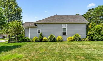 11 Jumping Brook Ln, Barnegat, NJ 08005