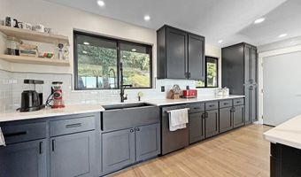 18950 TIMEUS RANCH Rd, Brookings, OR 97415