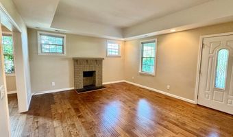 250 E Main St, Algood, TN 38506