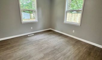 162 Shore Dr, Big Sandy, TN 38221