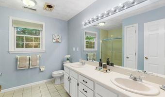 1 Preston Cir, Andover, MA 01810