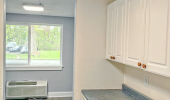 126 Triangle St A16, Danbury, CT 06810