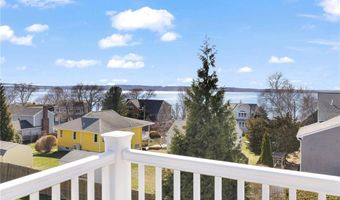 109 Umiak Ave, Jamestown, RI 02835