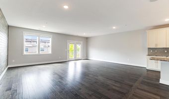 44750 TIVERTON Sq, Ashburn, VA 20147