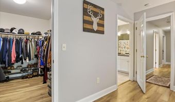 4 Dunnmoore Dr, Bow, NH 03304
