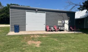 214 Hemphill St, Hico, TX 76457