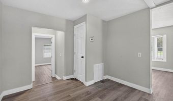 422 London St, Alma, AR 72921