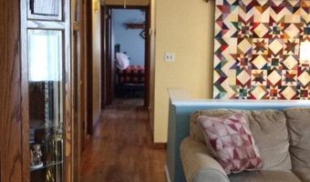 8 Nimbus Dr, Alloway, NJ 07462