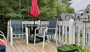 10 Aegis Dr, Bath, ME 04530