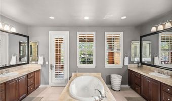 27 Santa Barbara, Aliso Viejo, CA 92656