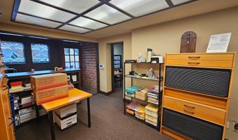 725 NW Broadway St, Bend, OR 97703