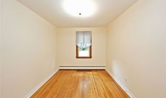 236 N Harvest St, Amherst, NY 14221