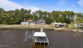215 River Rd, Arapahoe, NC 28510