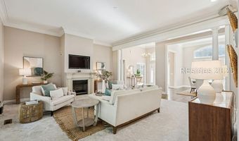 210 Old Plantation Dr, Beaufort, SC 29907