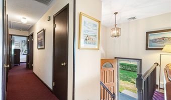14 Davisville Ln, Narragansett, RI 02882