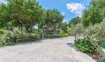 201 W Rhodes Ave, Aransas Pass, TX 78336