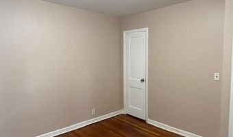 128 Pleasant Ave, Bergenfield, NJ 07621