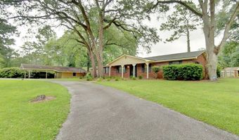 1402 Pineland Dr, Bainbridge, GA 39819