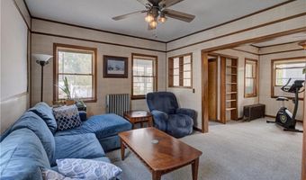 300 Northup St, Cranston, RI 02905