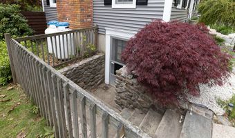 49 Kelseytown Rd, Clinton, CT 06413