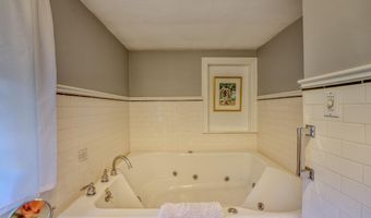 80 Guider Ln, Bethlehem, NH 03574