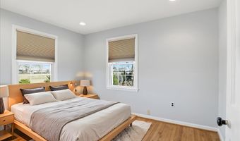 2238 ARLINGTON Ter, Alexandria, VA 22303