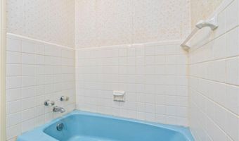 1305 HICKORY Ln, Auburn, AL 36830