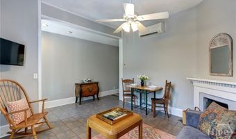 530 E Gordon Ln, Savannah, GA 31401